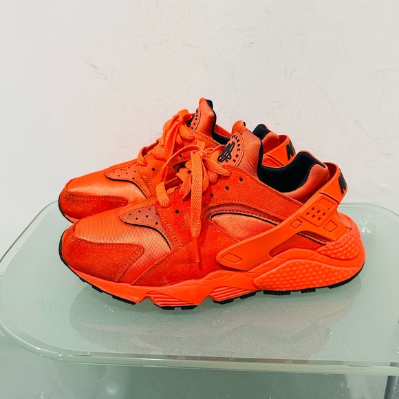 Nike Shoes - Nike Womens Air Huarache Rush Orange DQ8589-800 Size 8,5 NO INSOLES